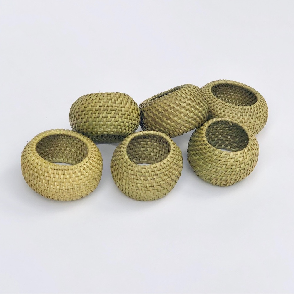 Set of 6 Pottery Barn Napkin Rings